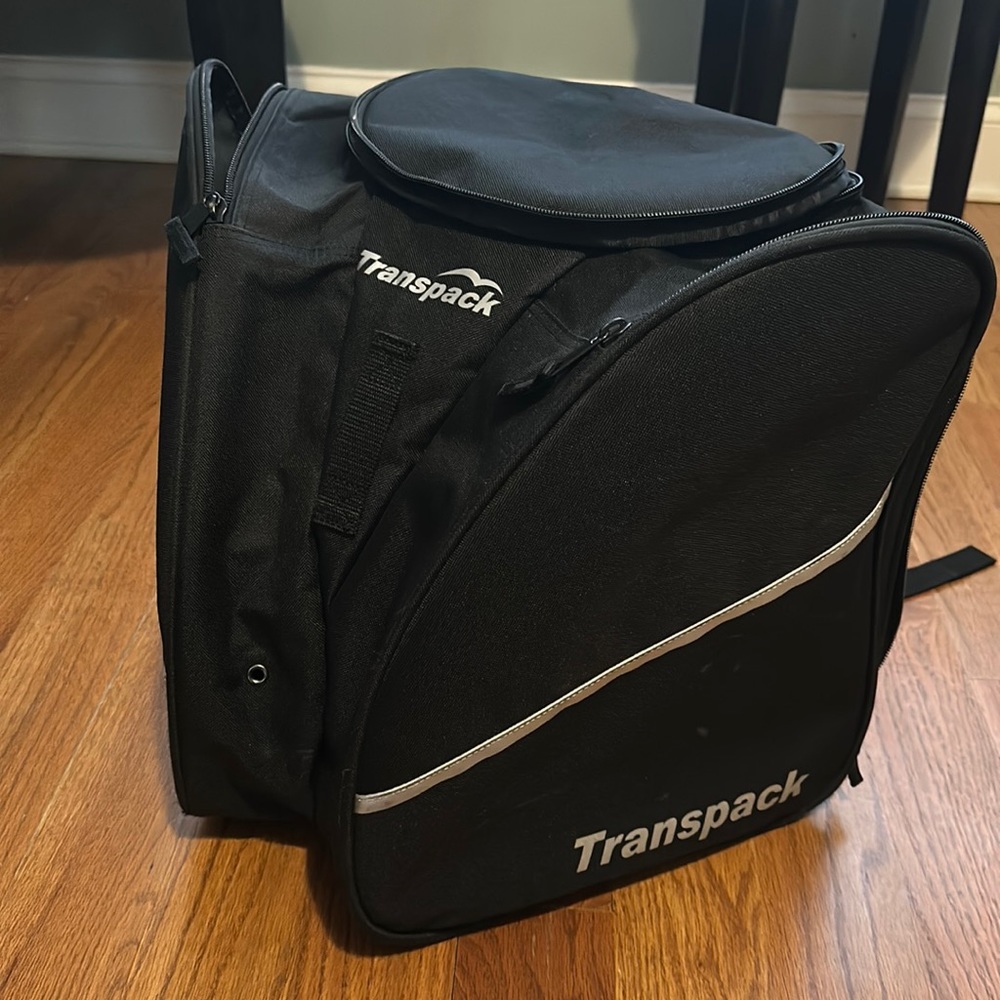 Ski boot and accessory backpack